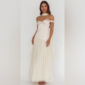 NWT Elegant Off-Shoulder champagne Evening Dress